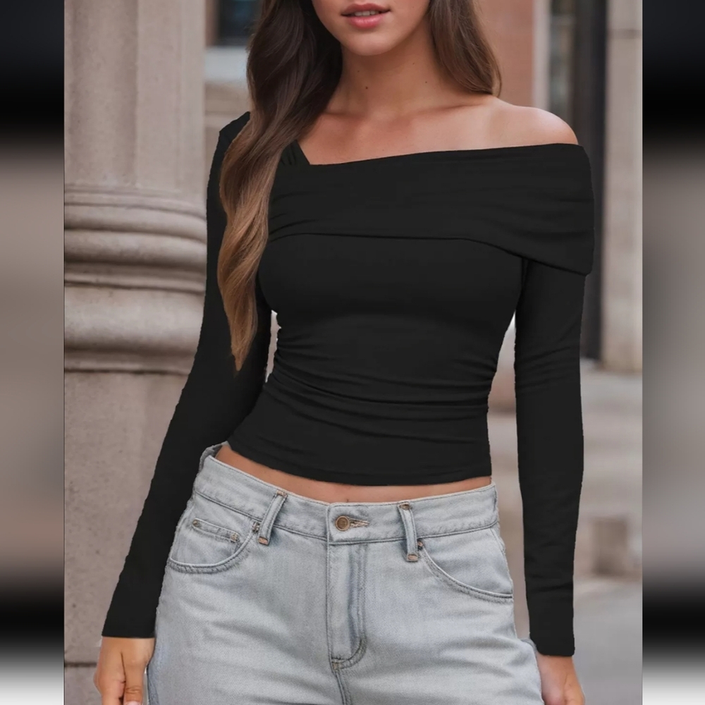 ❤️Chic Black Off-Shoulder Top - Picture 2 of 8